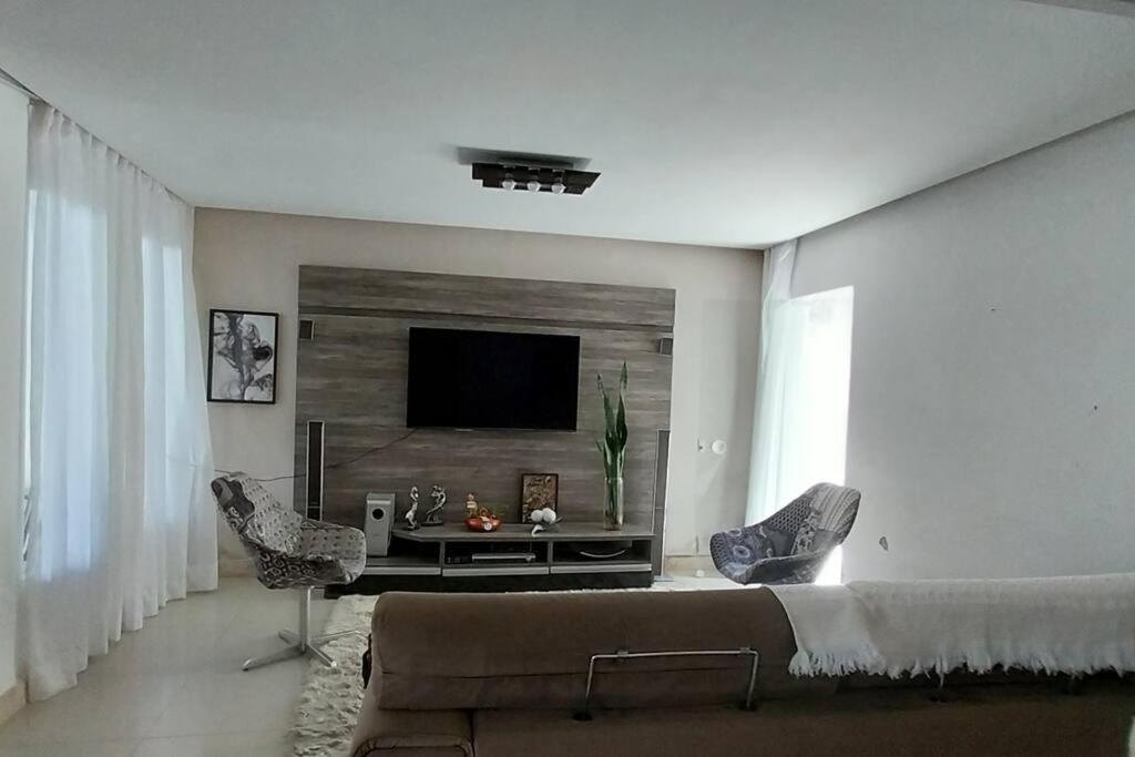 Casa Confortavel Na Aruana, A 5 Minutos Da * Aracaju